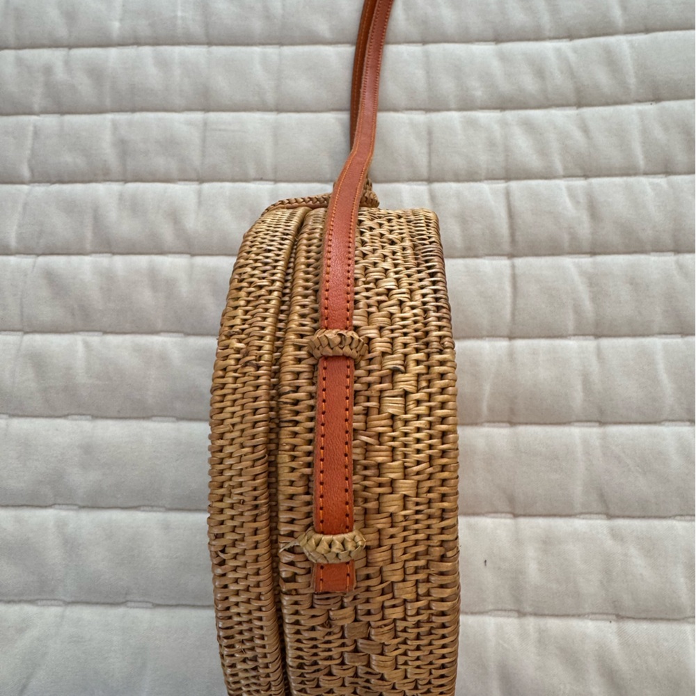 Street Level Brown and White Woven Crossbody *New ✨ - Picture 8 of 8